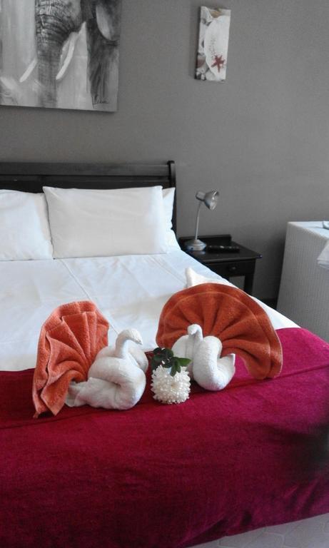 Flamboyant Guest Lodge Johannesburg Ngoại thất bức ảnh